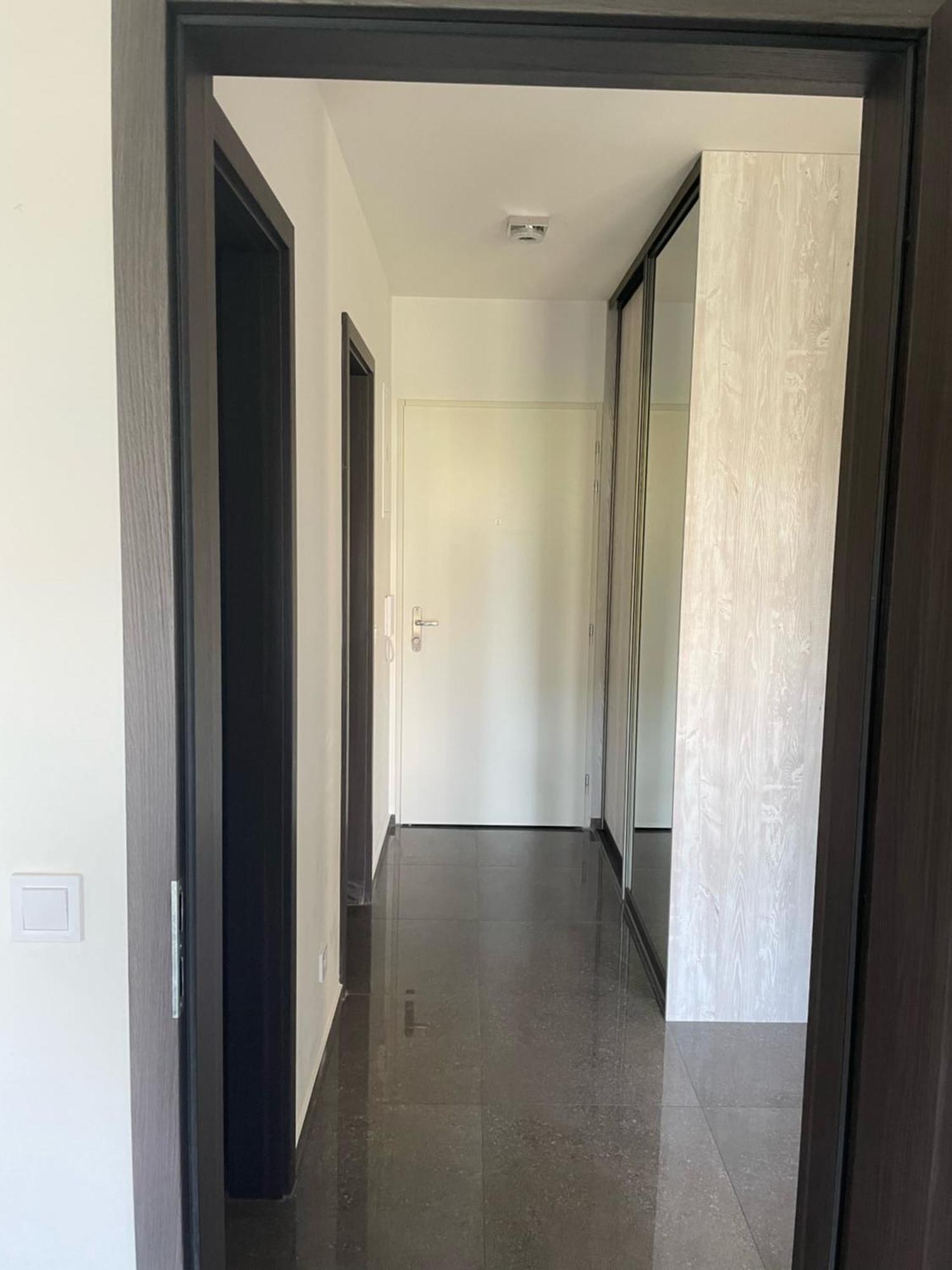 Garden Apartman Radnica - Private Parking Included 科希策 外观 照片