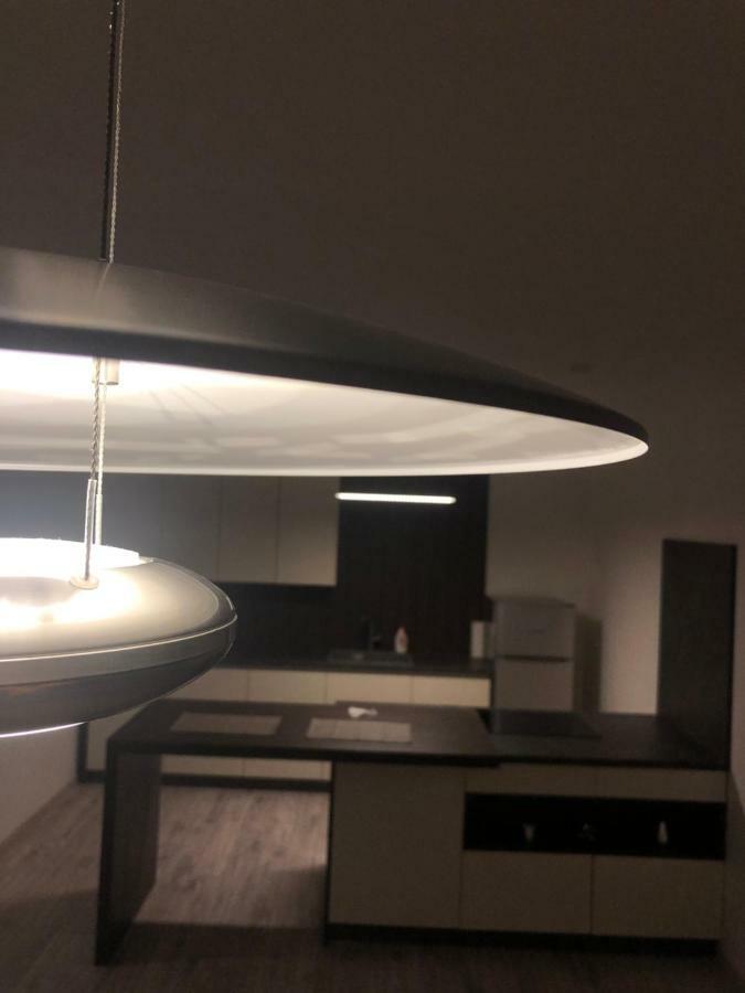Garden Apartman Radnica - Private Parking Included 科希策 外观 照片